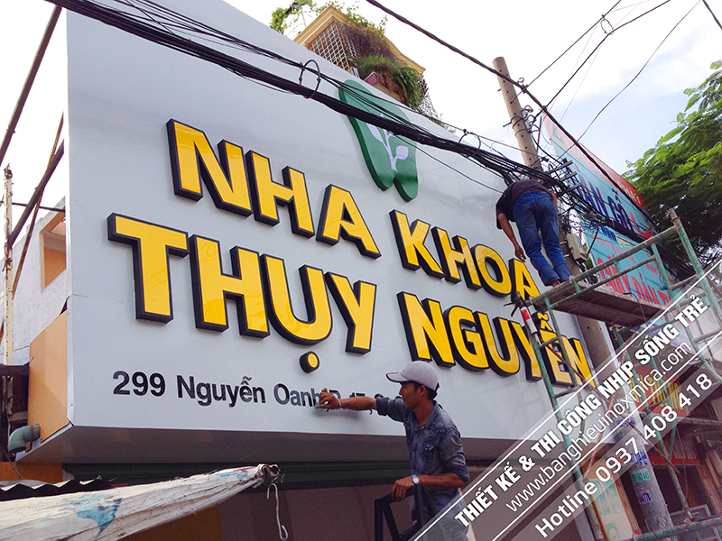 Thi công mặt dựng alu chữ nổi mica đèn led, dán decal kiếng Nha Khoa THỤY NGUYỄN. Nguyễn Oanh, Gò Vấp